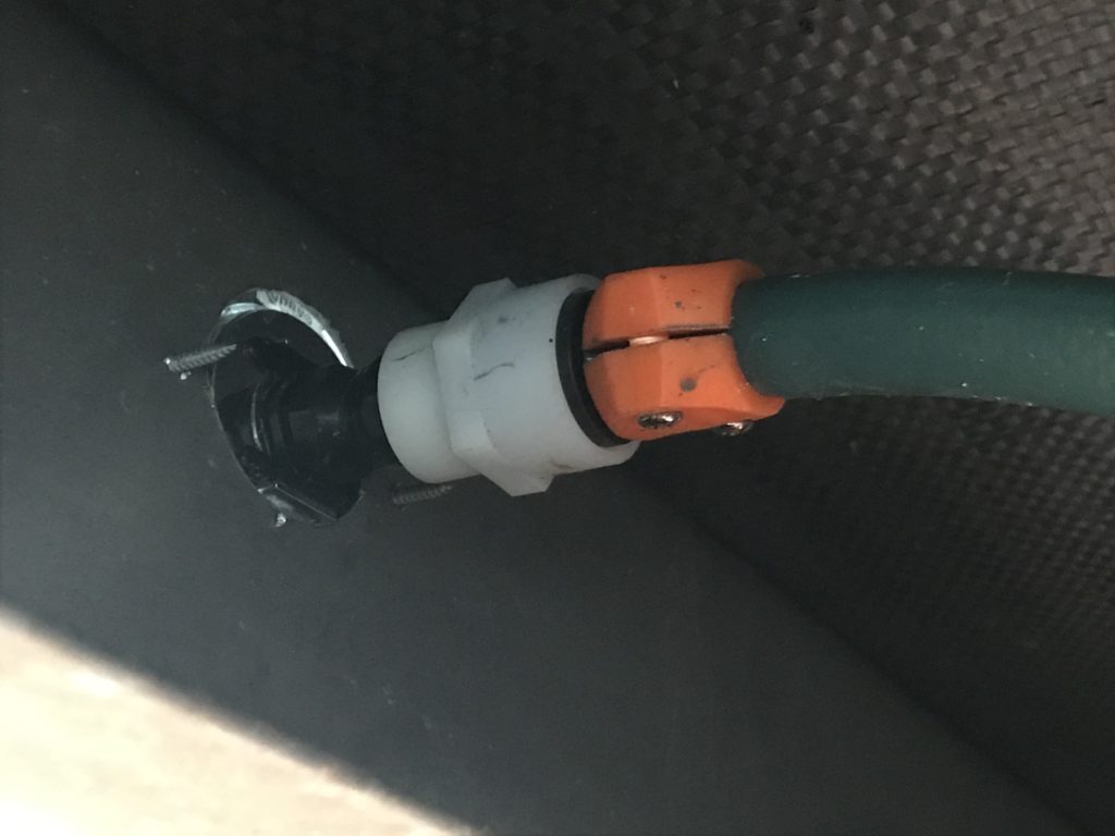 hose connection to water inlet